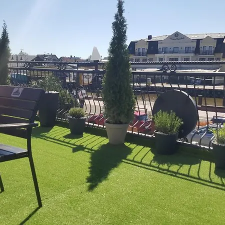 Leba - Apartament Z Tarasem Przy Kanale Portowym - Widok Na Statki Exterior photo